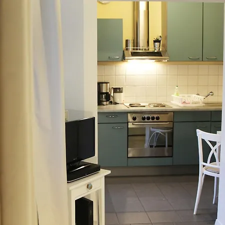 Galeriewohnung In Der Neustadt *