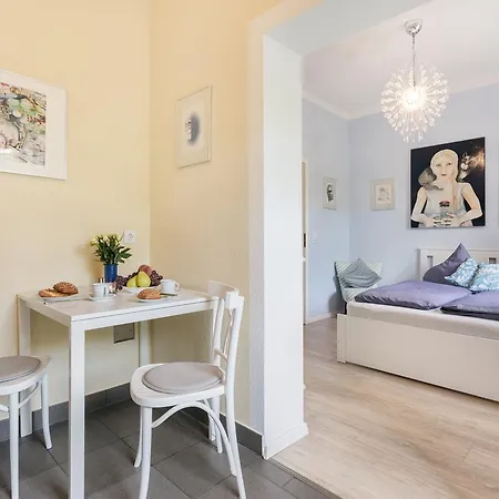 Galeriewohnung In Der Neustadt * Drezda